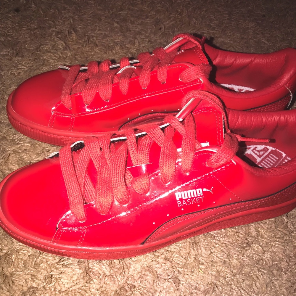 Red Puma Basket Sneakers